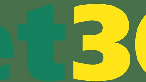 [图]古斯塔沃助上海海港3-1逆转深圳新鹏城