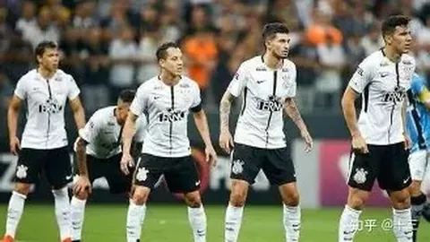 《揭秘阿森纳心结：吉鲁直言球员春季焦虑，稳定性成难题》